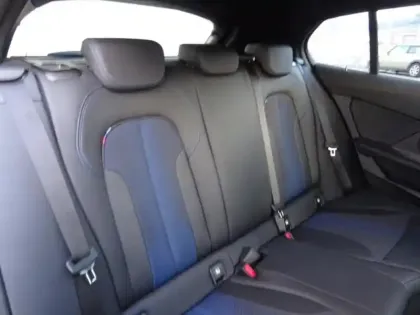 Photo 9 BMW Serie 1 Série 1 120iA 178ch M Sport DKG7