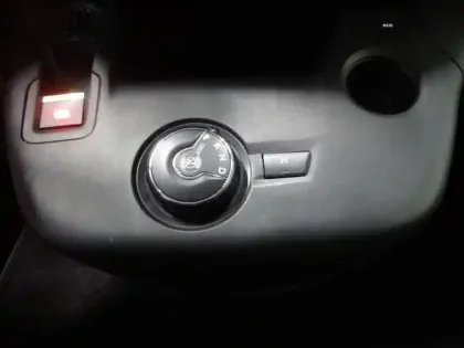 Photo 10 Peugeot Partner  Standard 650kg BlueHDi 130ch S&S Asphalt EAT8