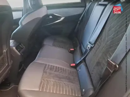 Photo 10 Peugeot 3008  1.2 Hybrid 136ch GT e-DCS6