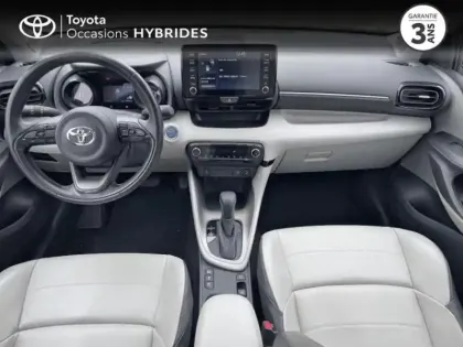 Photo 7 Toyota Yaris  116h Iconic 5p