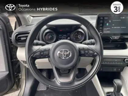 Photo 8 Toyota Yaris  116h Iconic 5p