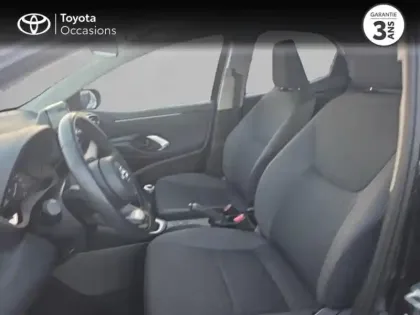 Photo 10 Toyota Yaris  70 VVT-i Dynamic 5p MY22
