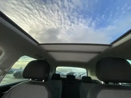 Photo 8 Volkswagen Tiguan  1.5 TSI 150ch Life Business DSG7