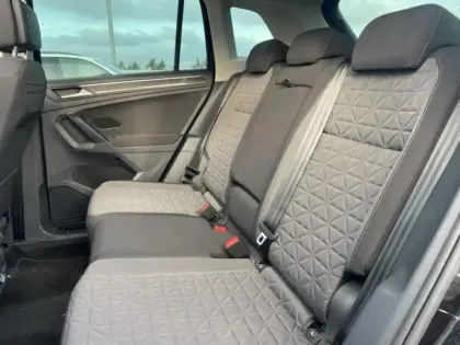 Photo 10 Volkswagen Tiguan  1.5 TSI 150ch Life Business DSG7