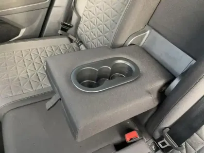 Photo 11 Volkswagen Tiguan  1.5 TSI 150ch Life Business DSG7