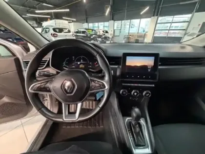 Photo 12 Renault Clio  1.6 E-Tech 140ch Zen -21