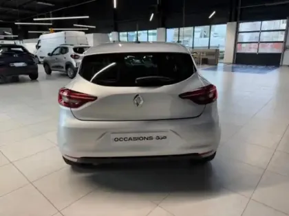 Photo 5 Renault Clio  1.6 E-Tech 140ch Zen -21