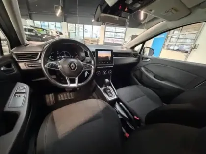 Photo 11 Renault Clio  1.6 E-Tech 140ch Zen -21