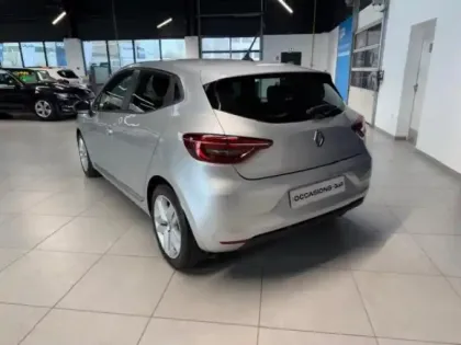 Photo 6 Renault Clio  1.6 E-Tech 140ch Zen -21