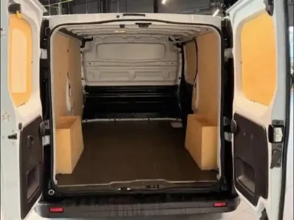 Photo 8 Renault Trafic  Fg L2H1 3T 2.0 Blue dCi 130ch Confort