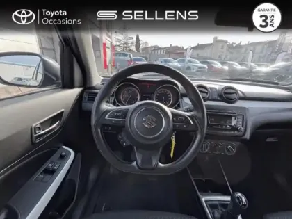 Photo 8 Suzuki Swift  1.2 Dualjet Hybrid 83ch Avantage