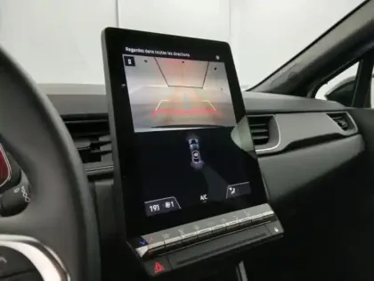 Photo 13 Renault Captur  1.8 E-Tech full hybrid 160ch Techno - 25