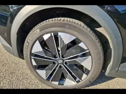 Photo 12 Renault Scenic  E-Tech Electric 220ch Techno grande autonomie -24