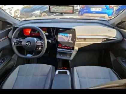 Photo 8 Renault Scenic  E-Tech Electric 220ch Techno grande autonomie -24