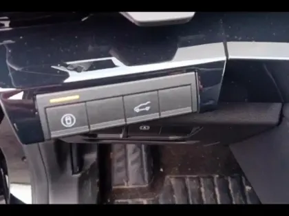 Photo 14 Renault Espace  1.2 E-Tech full hybrid 200ch Techno 7 places - 24