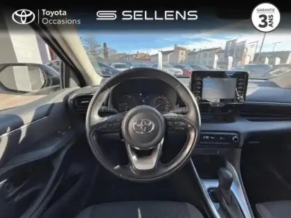 Photo 8 Toyota Yaris  116h Dynamic 5p MY22