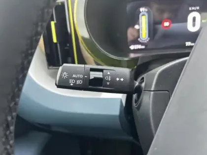 Photo 13 Fiat Grande Panda  Electrique 113ch La Prima