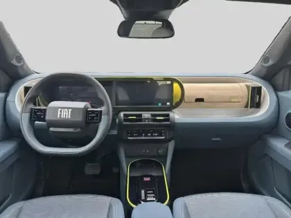 Photo 7 Fiat Grande Panda  Electrique 113ch La Prima