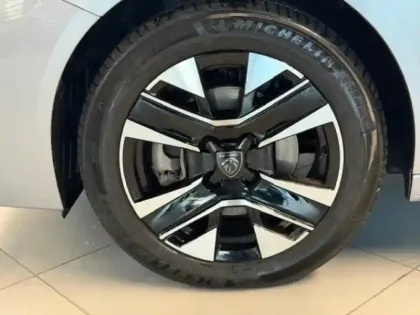 Photo 9 Peugeot 208  1.2 100ch S&S Allure