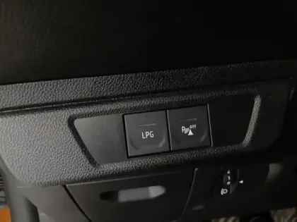 Photo 14 Dacia Sandero  1.0 ECO-G 100ch Stepway Confort -22