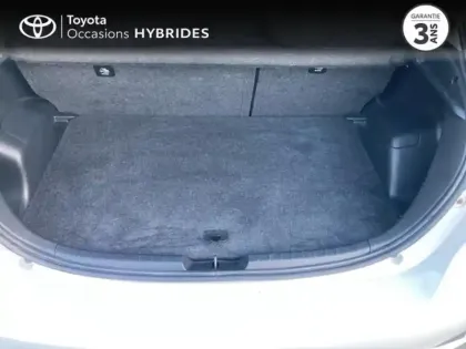 Photo 9 Toyota Yaris  100h Dynamic 5p RC19