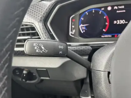 Photo 13 Volkswagen T-cross  1.0 TSI 110ch Carat