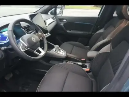 Photo 9 Renault Symbioz  1.8 E-Tech full hybrid 160ch Iconic - 25