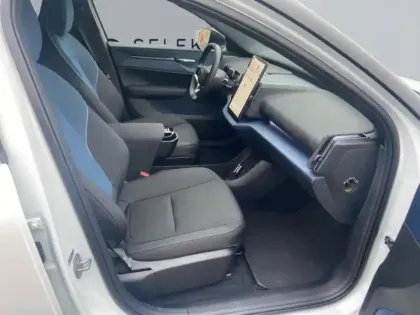 Photo 8 Volvo Ex30  Single 272ch Plus