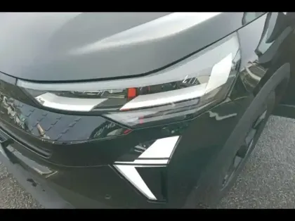 Photo 13 Renault Captur  1.6 E-Tech full hybrid 145ch Techno