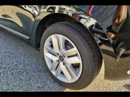 Photo 12 Renault Clio  1.5 Blue dCi 100ch Evolution - 24