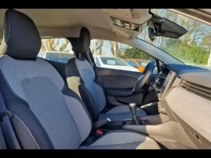 Photo 9 Renault Clio  1.5 Blue dCi 100ch Evolution - 24