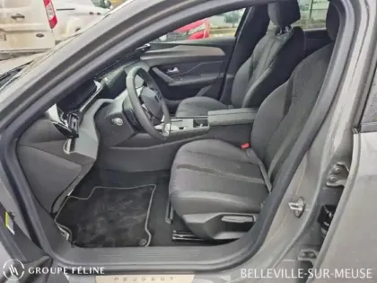 Photo 8 Peugeot 308  1.2 Hybrid 145ch GT e-DCS6