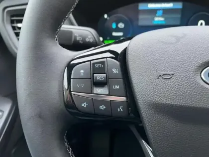 Photo 14 Ford Kuga  2.5 Duratec 180ch Hybrid FlexiFuel Sound Edition Powershift