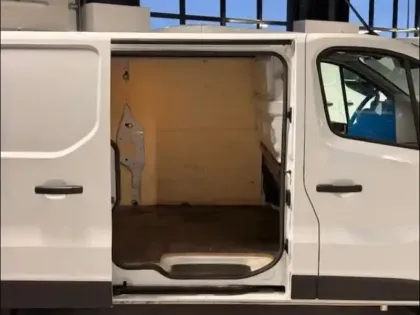 Photo 11 Renault Trafic  Fg L2H1 3T 2.0 Blue dCi 130ch Confort