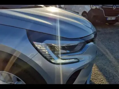 Photo 14 Renault Captur  1.6 E-Tech hybride 145ch Evolution