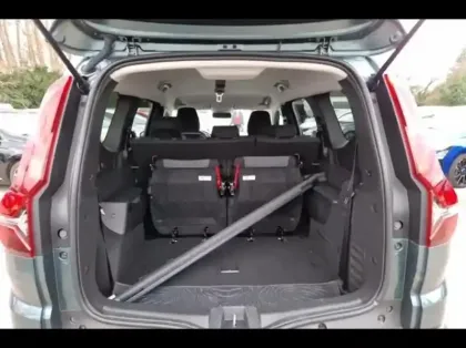 Photo 11 Dacia Jogger  1.6 hybrid 140ch Extreme 7 places -24