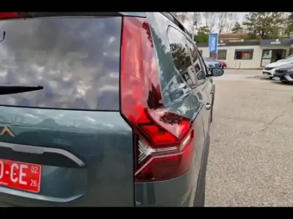 Photo 13 Dacia Jogger  1.6 hybrid 140ch Extreme 7 places -24