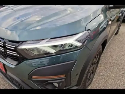 Photo 14 Dacia Jogger  1.6 hybrid 140ch Extreme 7 places -24