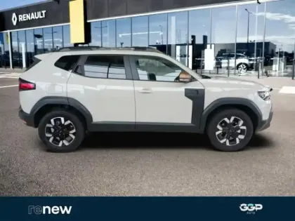 Photo 6 Dacia Duster  1.6 hybrid 140ch Extreme