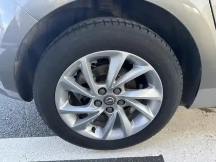 Photo 11 Opel Astra  1.0 Turbo 105ch ECOTEC Edition