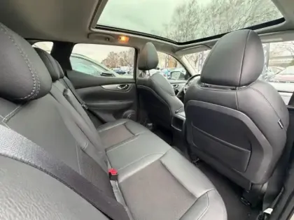 Photo 10 Nissan Qashqai  1.3 DIG-T 140ch Tekna 2019 Euro6-EVAP