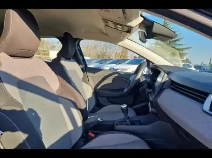 Photo 9 Renault Clio  1.5 Blue dCi 100ch Evolution - 24