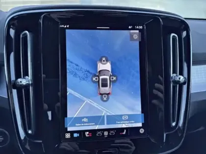 Photo 14 Volvo Xc40  B3 163ch Plus DCT 7