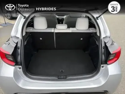 Photo 9 Toyota Yaris  116h Iconic 5p MY22