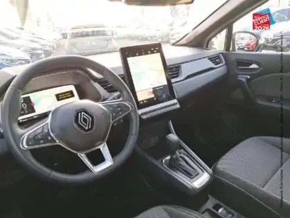 Photo 14 Renault Captur  1.6 E-Tech full hybrid 145ch Techno