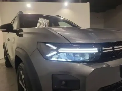 Photo 14 Dacia Bigster  1.8 hybrid 155ch Journey