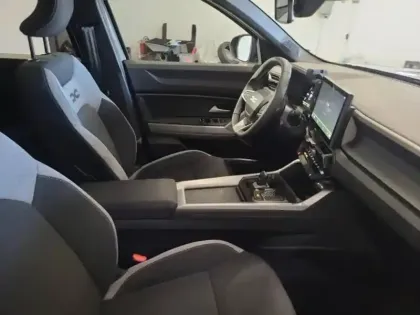 Photo 9 Dacia Bigster  1.8 hybrid 155ch Journey