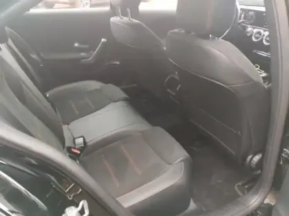 Photo 11 Mercedes Classe A  Berline 200 163ch AMG Line 7G-DCT 9cv