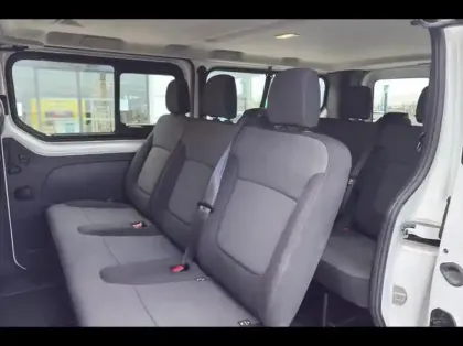 Photo 10 Renault Trafic  Combi L2 2.0 Blue dCi 150ch S&S Zen 8 places