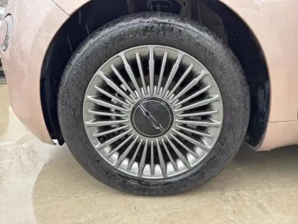 Photo 7 Fiat 500  e 95ch Action